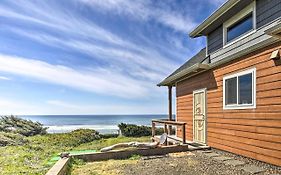 Oceanfront Cottage With Deck And Secluded Beach Access!